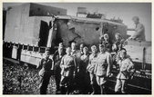 Przy uszkodzonej wieży artyleryjskiej. Chojnice. 1939 r.