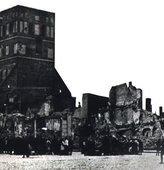Chojnicki kościół farny uległ częściowemu zniszczeniu podczas walk w 1945 r.    