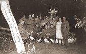 Kadra i podoficerowie Batalionu podczas postoju w Kossowie, w marszu na koncentrację w poznańskie. Sierpień 1929 r.