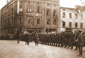 Rynek. Kompania I BS. podczas uroczystości powitalnych. Lata dwudzieste.