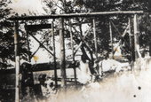 Plac zabaw był pierwszym tego typu, co stwarzało możliwość wypoczynku razem z dziećmi. 1920 r. 