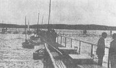 Na przystani J. Gierszewskiego w 1919 r. członkowie Stowarzyszenia Przyjaciół Żeglarstwa. K. Kroplewski, A. Kazimierski, R. Stamm, B. Bortsch, V. Tetzlaff i inni.