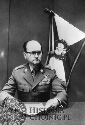 Przemówienie gen. Jaruzelskiego do narodu transmitowane w telewizji.
